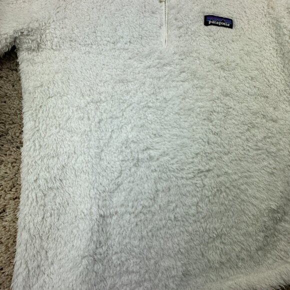 Patagonia Women’s White Small Fuzzy Super Soft 1/4 Zip Pullover W Logo Outdoors - Picture 8 of 11